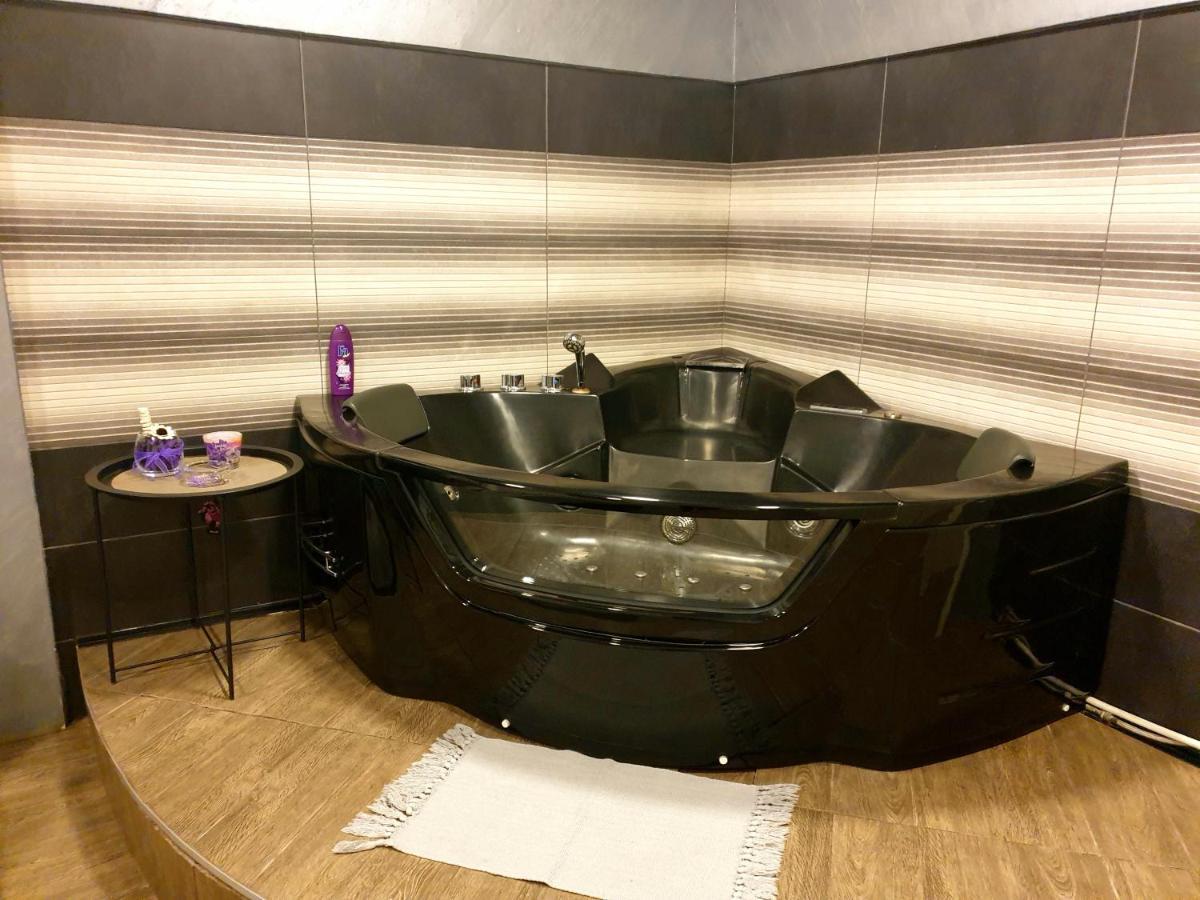 Ceca Apartman Nis Bagian luar foto