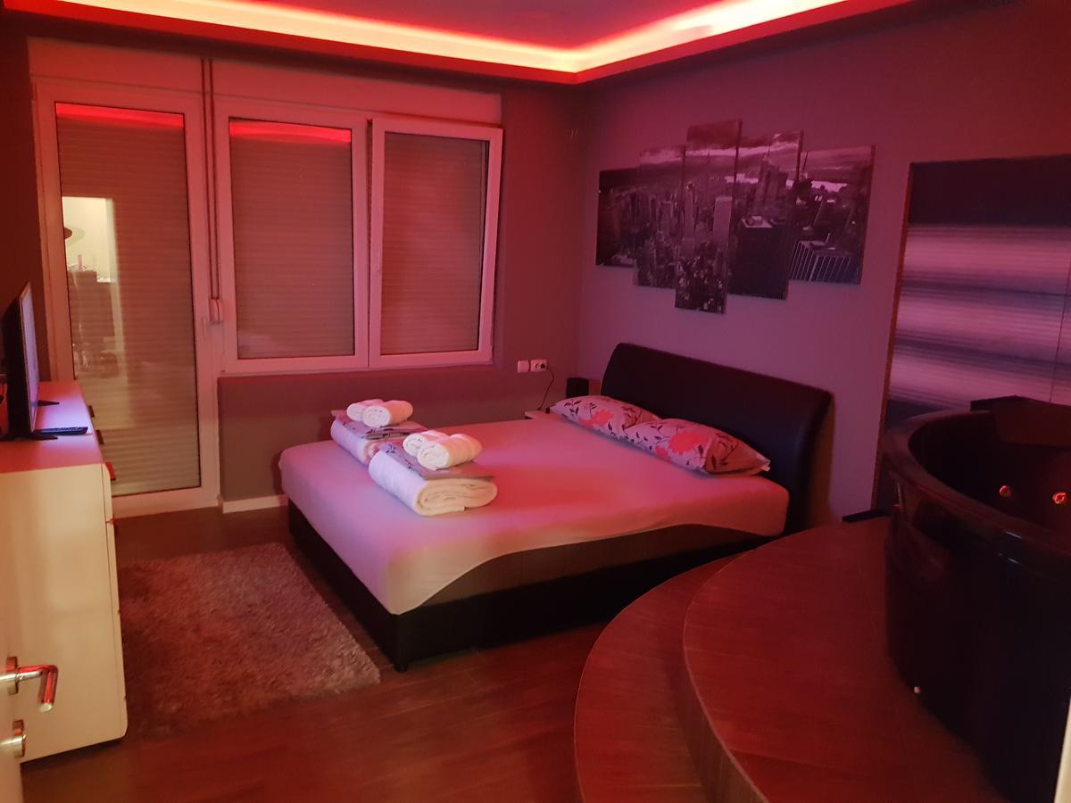 Ceca Apartman Nis Bagian luar foto